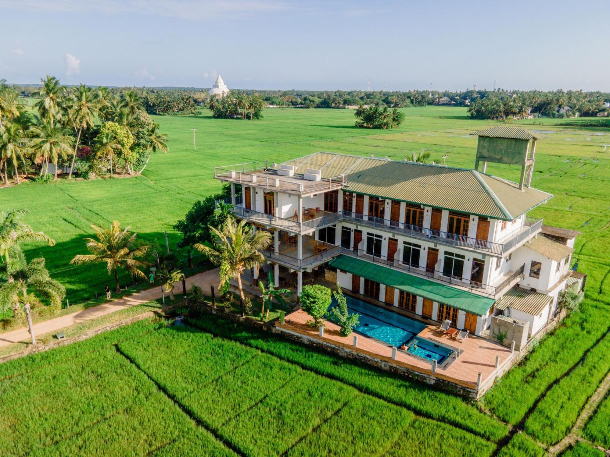 Serene Park Hotel By Ark Tissamaharama Dış mekan fotoğraf